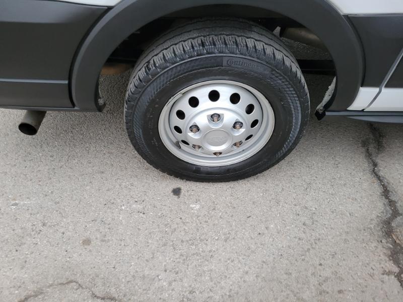 Ford Transit 150 Wagon Low Roof XL w/Sliding Pass. 130-in. WB 2020
