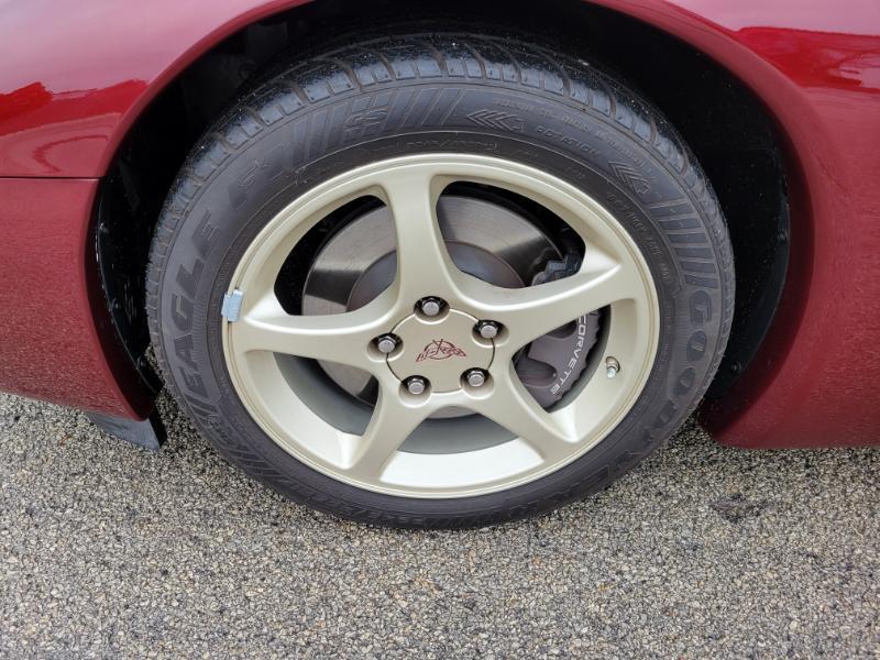 Chevrolet Corvette Coupe 2003