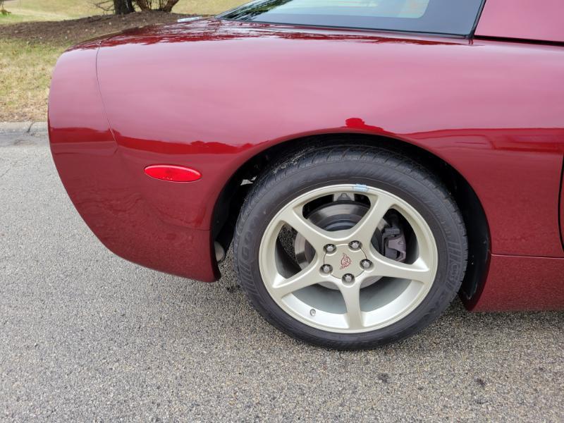 Chevrolet Corvette Coupe 2003