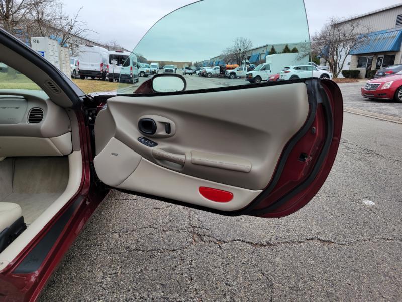 Chevrolet Corvette Coupe 2003