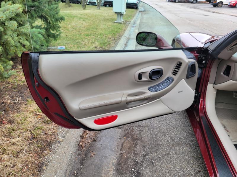 Chevrolet Corvette Coupe 2003