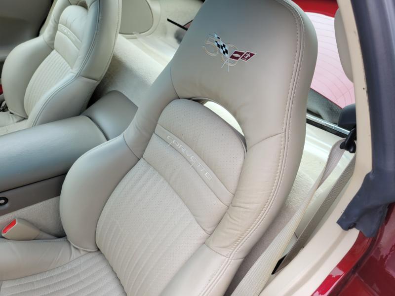 Chevrolet Corvette Coupe 2003