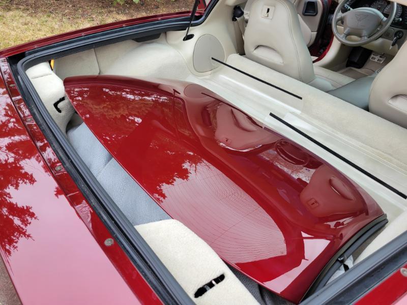 Chevrolet Corvette Coupe 2003