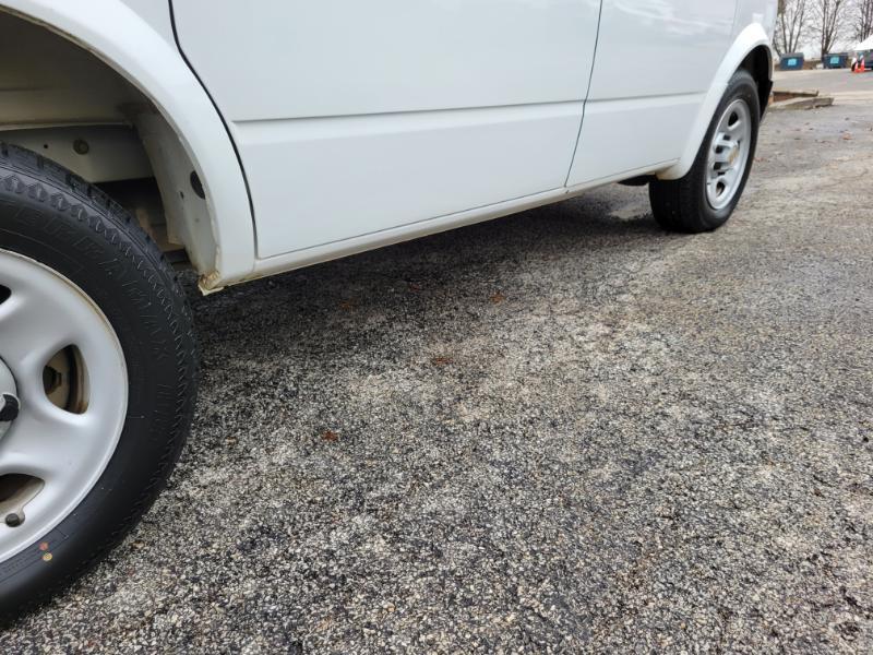 Chevrolet Astro Cargo Van 2WD 2005