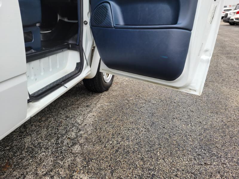 Chevrolet Astro Cargo Van 2WD 2005