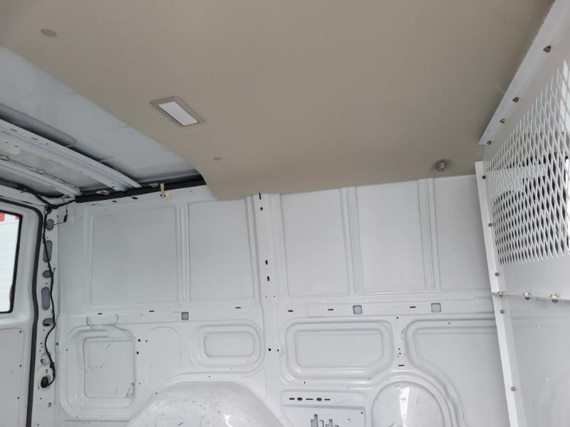 Chevrolet Astro Cargo Van 2WD 2005