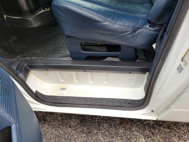 Chevrolet Astro Cargo Van 2WD 2005