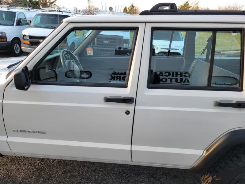 Jeep Cherokee SE 4-Door 4WD 2000