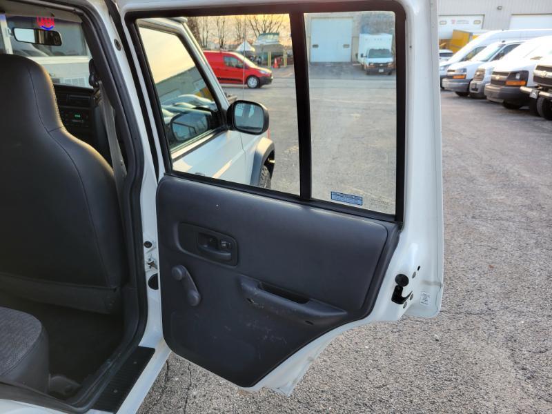 Jeep Cherokee SE 4-Door 4WD 2000