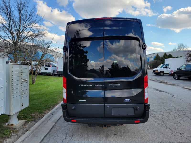 Ford Transit 350 Wagon HD High Roof XL Sliding Pass. 148 WB EL 2016