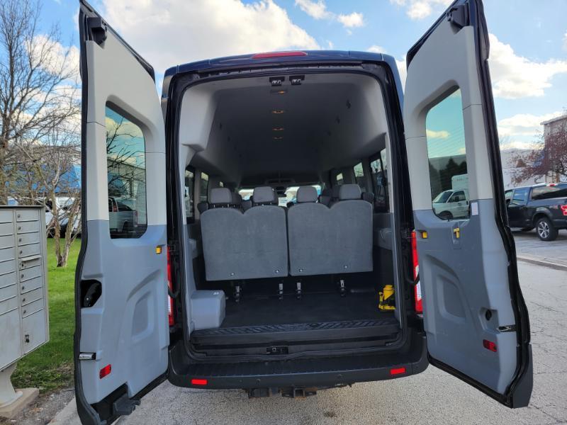 Ford Transit 350 Wagon HD High Roof XL Sliding Pass. 148 WB EL 2016