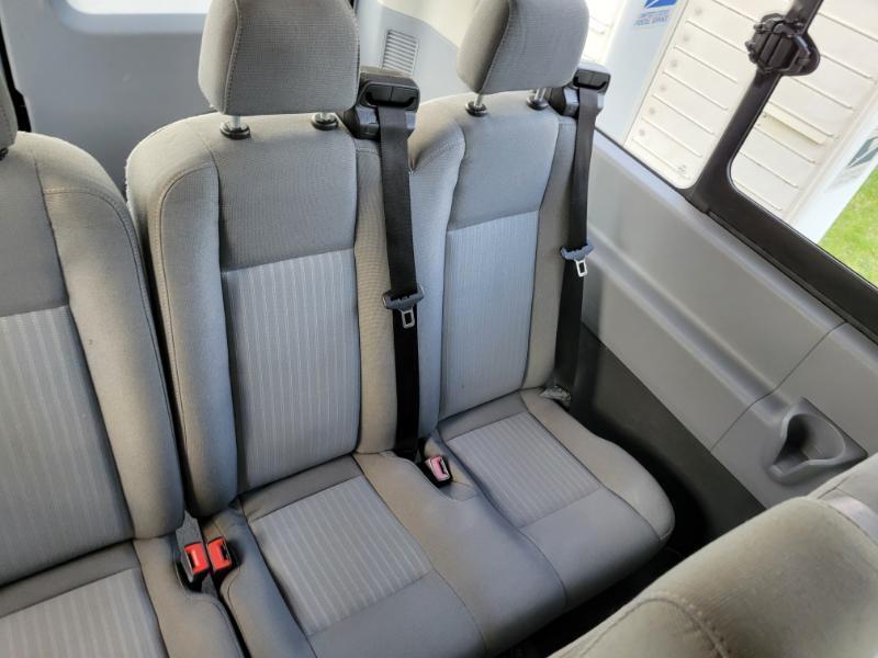 Ford Transit 350 Wagon HD High Roof XL Sliding Pass. 148 WB EL 2016