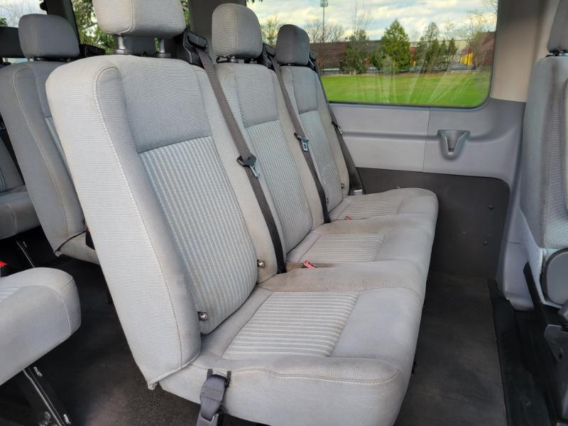 Ford Transit 350 Wagon HD High Roof XL Sliding Pass. 148 WB EL 2016