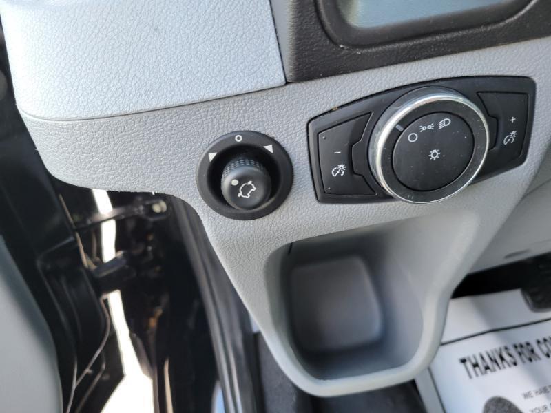 Ford Transit 350 Wagon HD High Roof XL Sliding Pass. 148 WB EL 2016