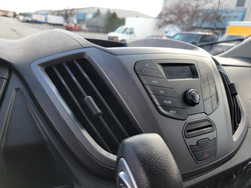 Ford Transit 350 Wagon HD High Roof XL Sliding Pass. 148 WB EL 2016