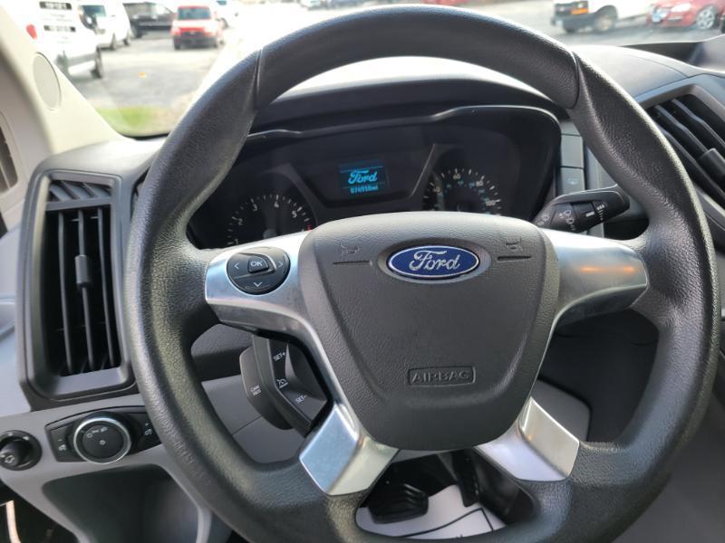 Ford Transit 350 Wagon HD High Roof XL Sliding Pass. 148 WB EL 2016