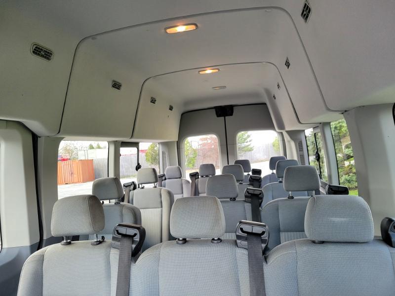 Ford Transit 350 Wagon HD High Roof XL Sliding Pass. 148 WB EL 2016