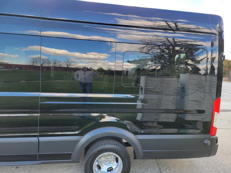 Ford Transit 350 Wagon HD High Roof XL Sliding Pass. 148 WB EL 2016