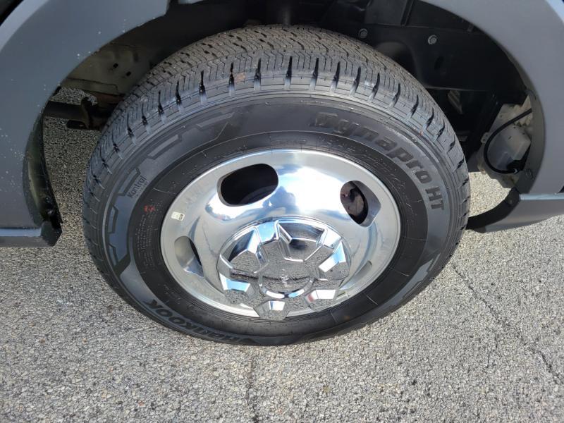 Ford Transit 350 Wagon HD High Roof XL Sliding Pass. 148 WB EL 2016