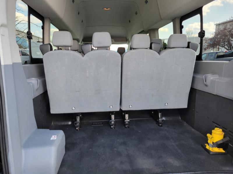 Ford Transit 350 Wagon HD High Roof XL Sliding Pass. 148 WB EL 2016