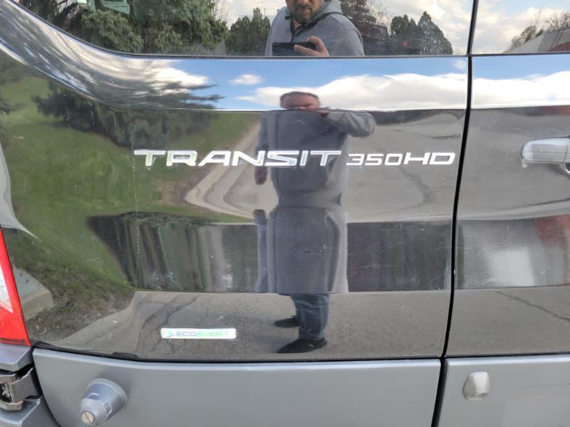 Ford Transit 350 Wagon HD High Roof XL Sliding Pass. 148 WB EL 2016