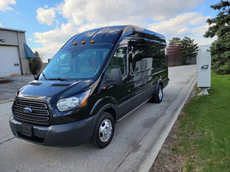 Ford Transit 350 Wagon HD High Roof XL Sliding Pass. 148 WB EL 2016