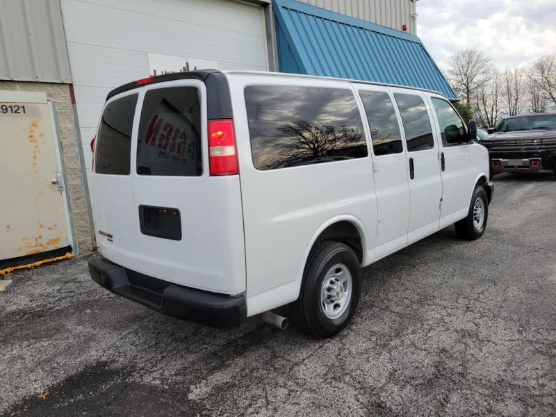 Chevrolet Express LS 2500 2016