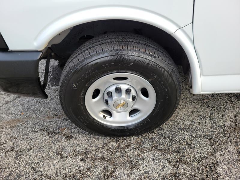 Chevrolet Express LS 2500 2016