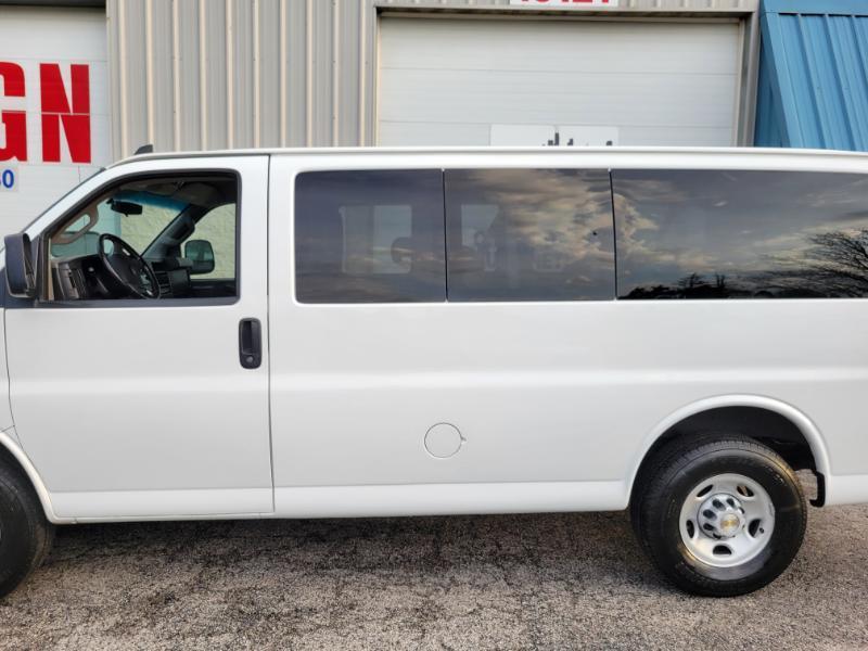 Chevrolet Express LS 2500 2016