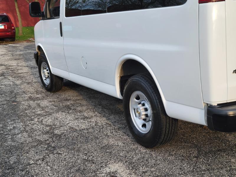 Chevrolet Express LS 2500 2016