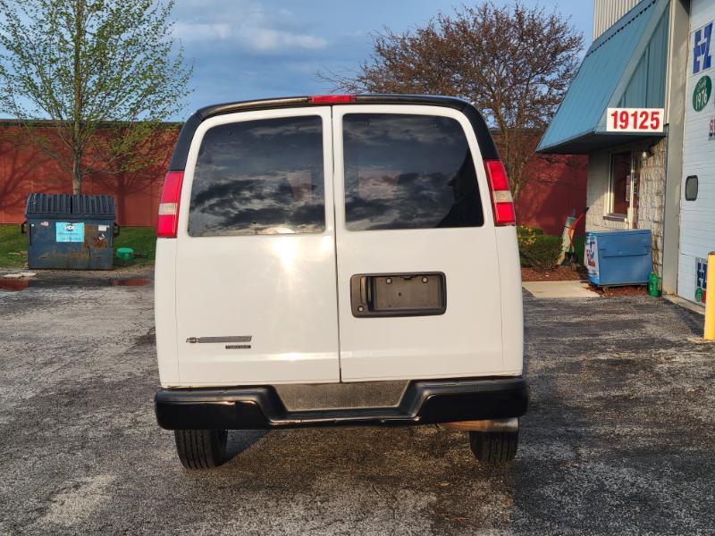 Chevrolet Express LS 2500 2016