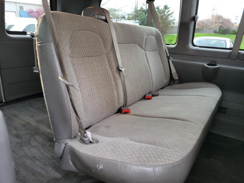 Chevrolet Express LS 2500 2016