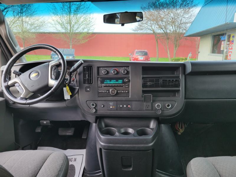 Chevrolet Express LS 2500 2016