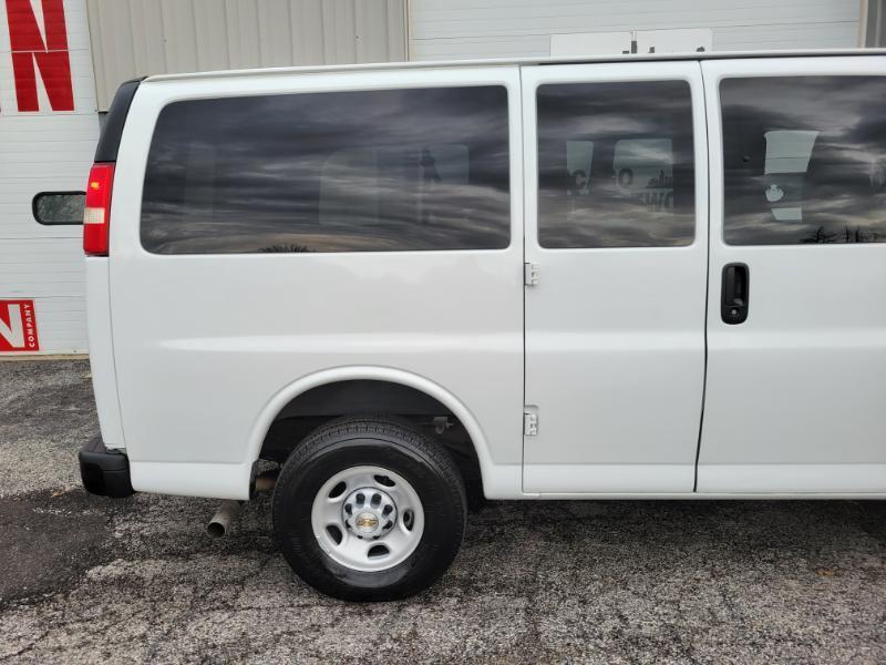 Chevrolet Express LS 2500 2016