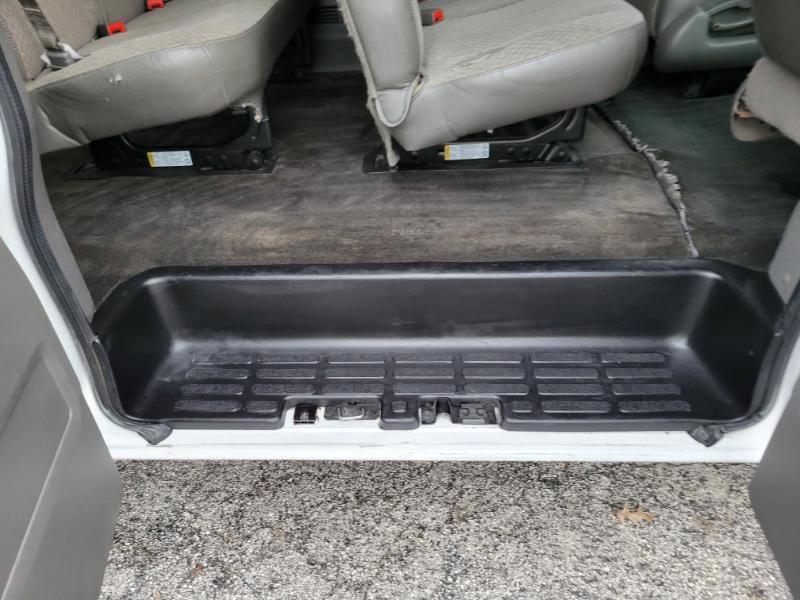 Chevrolet Express LS 2500 2016