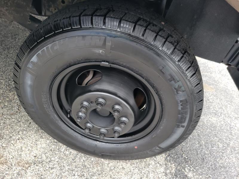 Ford Econoline E350 2016