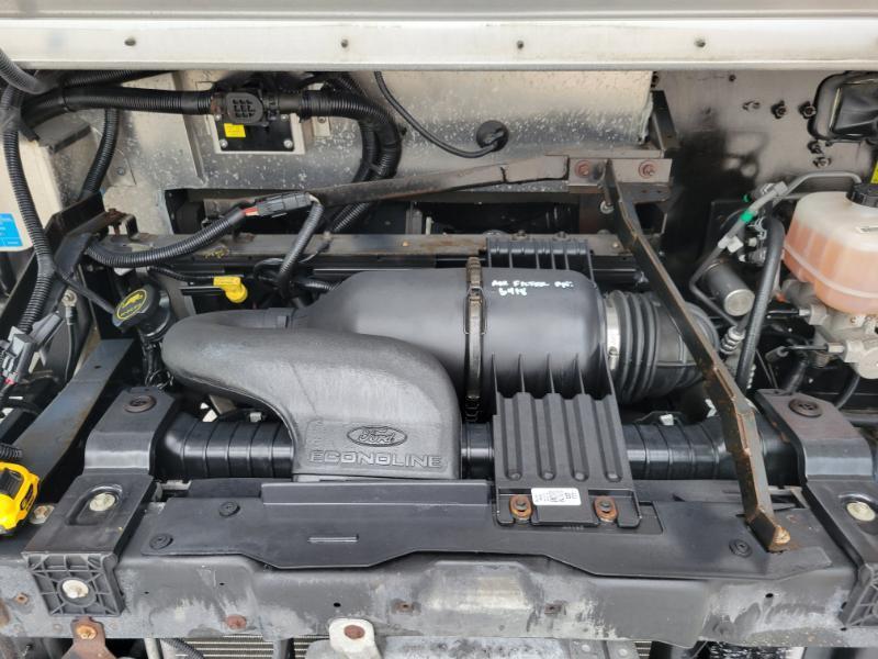 Ford Econoline E350 2016