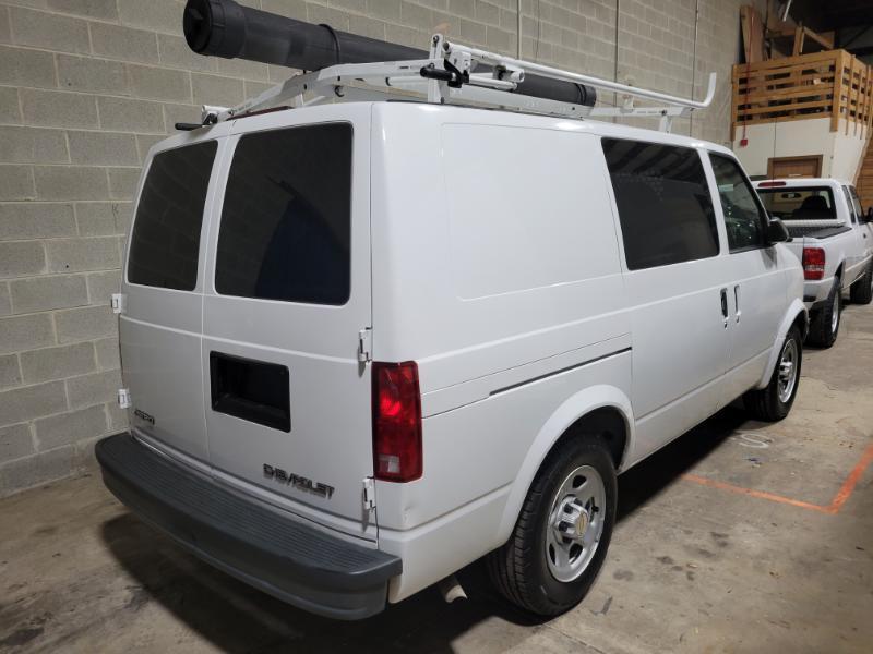Chevrolet Astro Cargo Van 2WD 2005