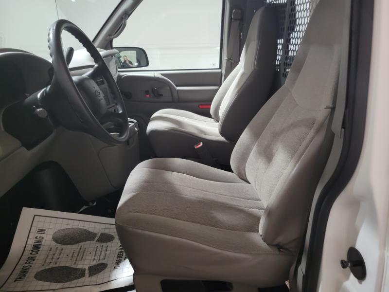 Chevrolet Astro Cargo Van 2WD 2005