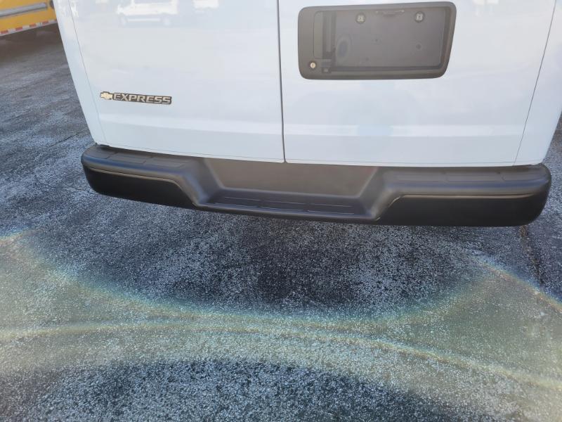 Chevrolet Express LS 3500 2018