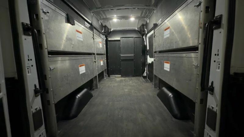 Ford Transit 250 Van High Roof w/Sliding Pass. 148-in. WB 2023