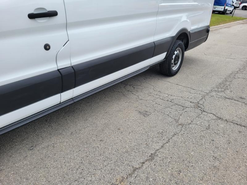Ford Transit 250 Van High Roof w/Sliding Pass. 148-in. WB EL 2020