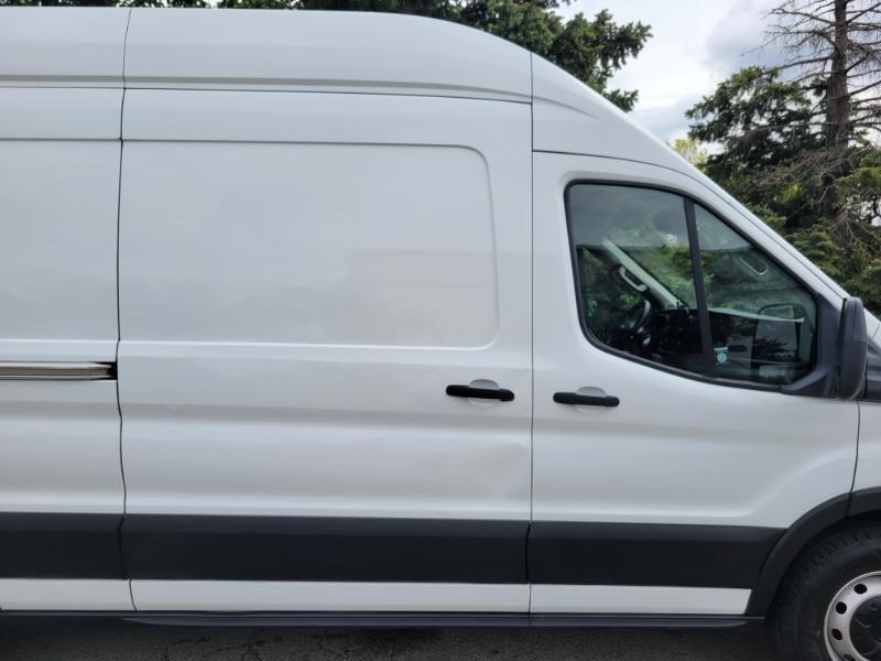 Ford Transit 250 Van High Roof w/Sliding Pass. 148-in. WB EL 2020