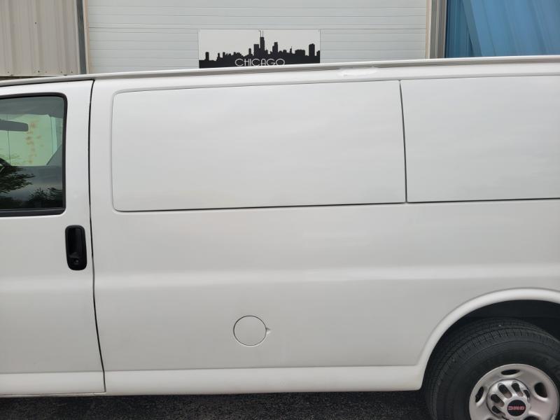GMC Savana G3500 Cargo 2009