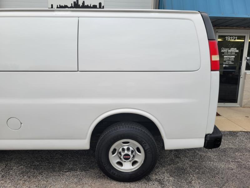 GMC Savana G3500 Cargo 2009