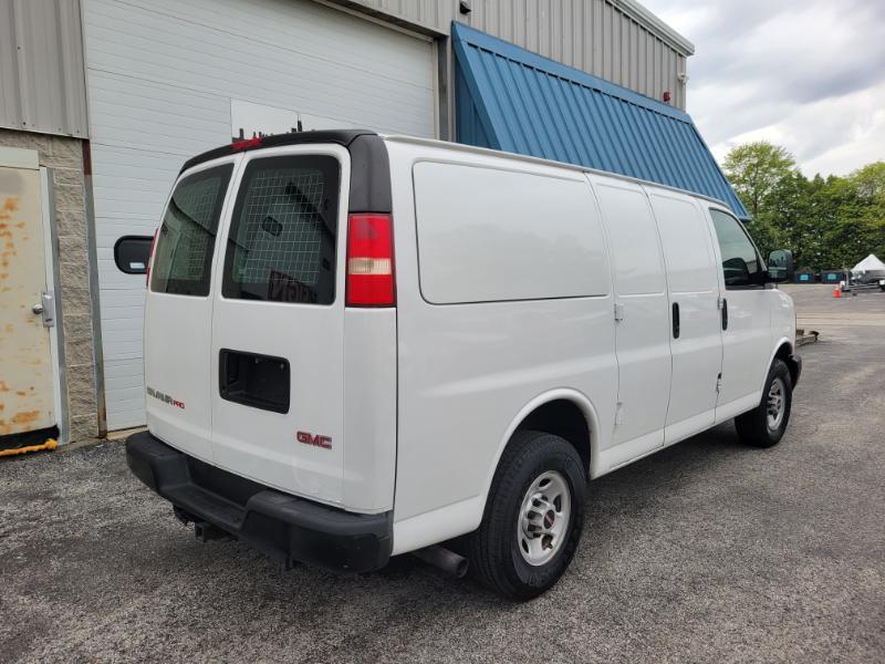 GMC Savana G3500 Cargo 2009