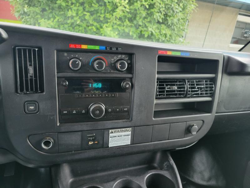 GMC Savana G3500 Cargo 2009