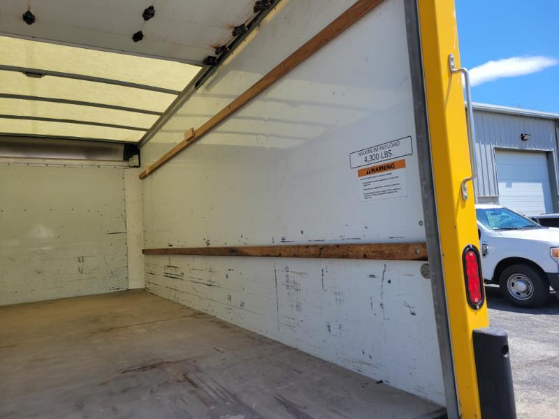 GMC Savana G3500 177 in. 2022