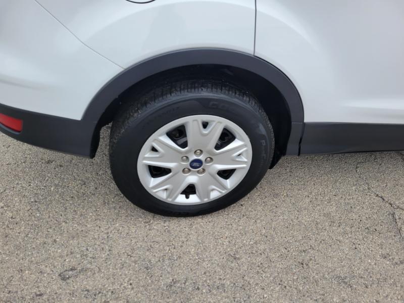 Ford Escape S FWD 2016