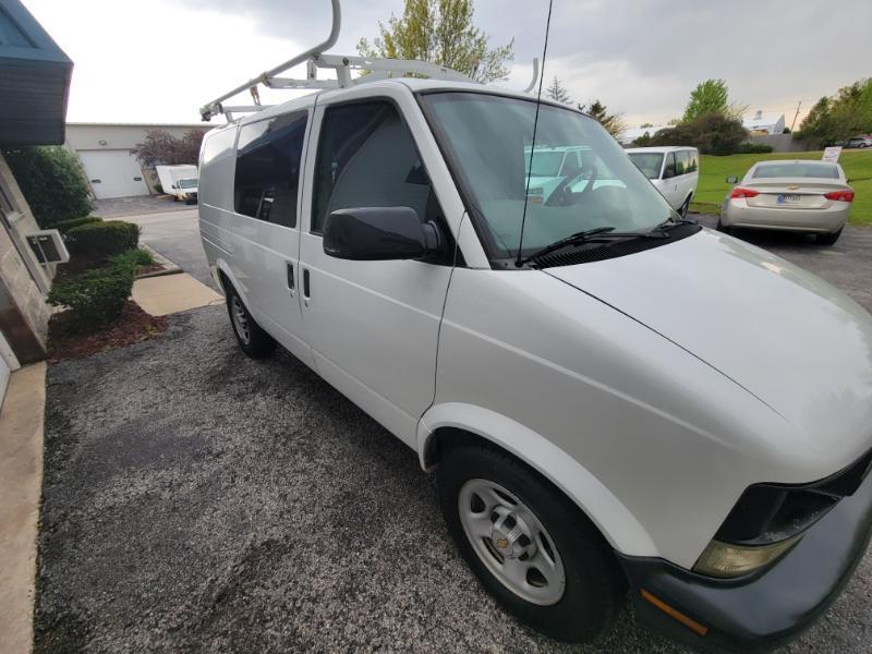 Chevrolet Astro Cargo Van 2WD 2005
